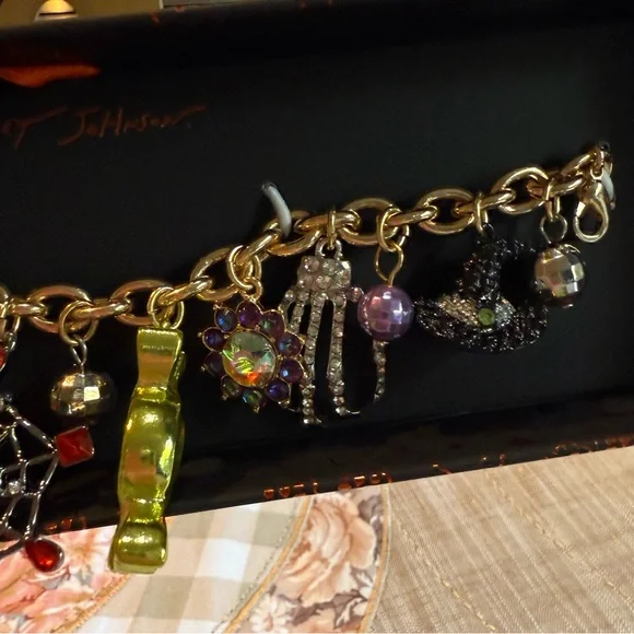 NEW Betsey Johnson Halloween  CHARM BRACELET (Spider, Pumpkin, Spiderweb, Candy) - Picture 12 of 13